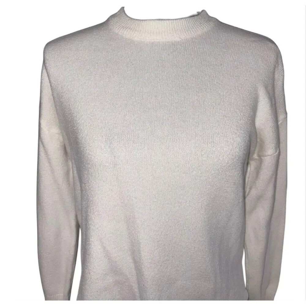Tahari Crewneck Sweater